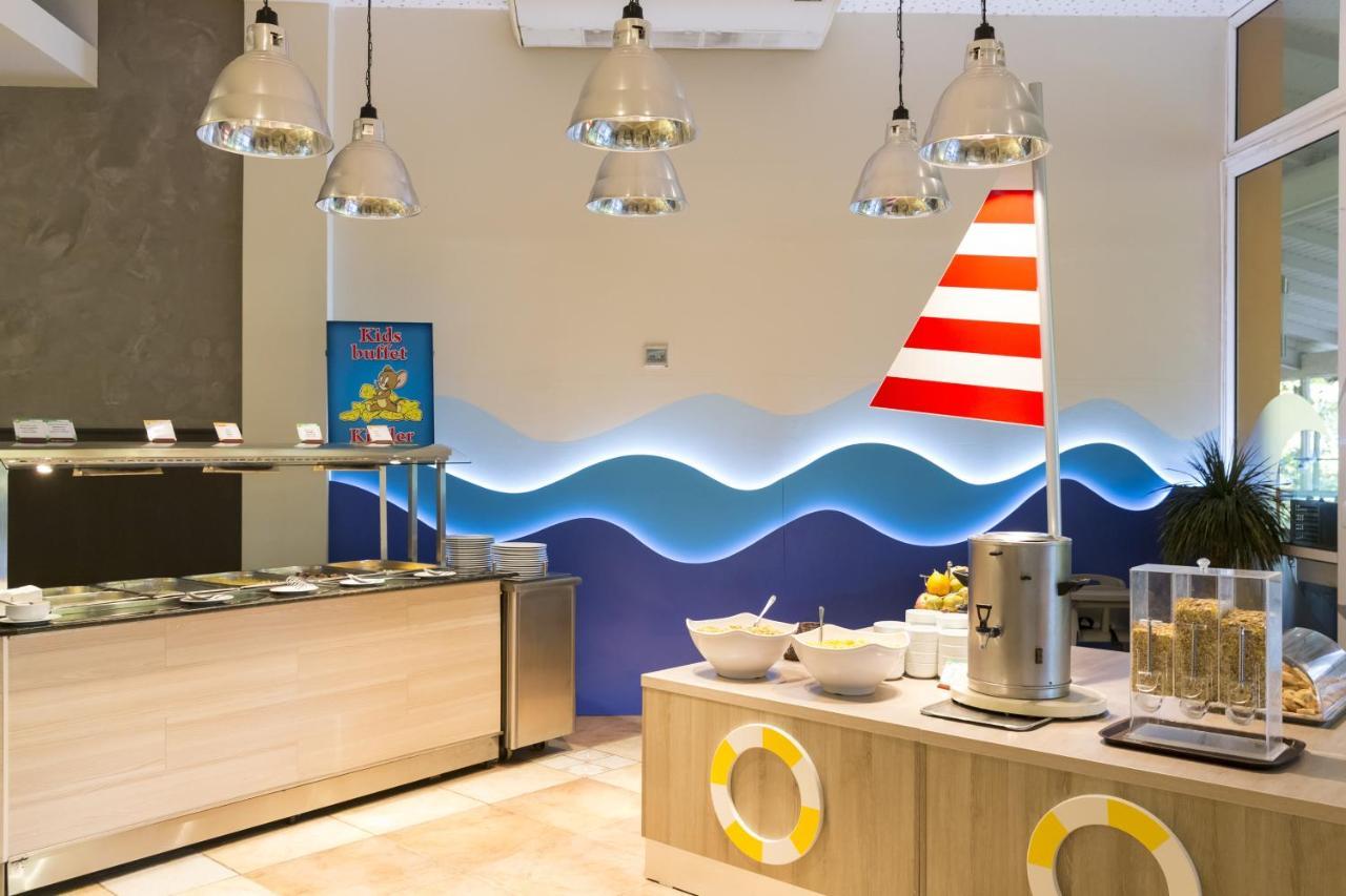 Ralitsa Aquaclub 4* Albena